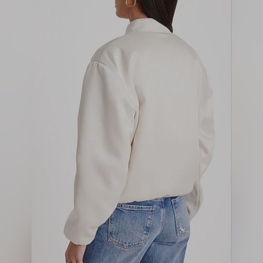 NWT Express Women's Off-White Satin Bomber Jacket Size Large - Picture 2 of 8